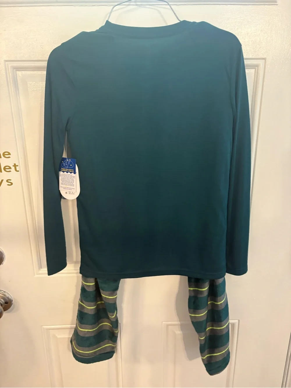 wonder nation Boys Green and Teal 'Trekking Into The Weekend' Pajama Set